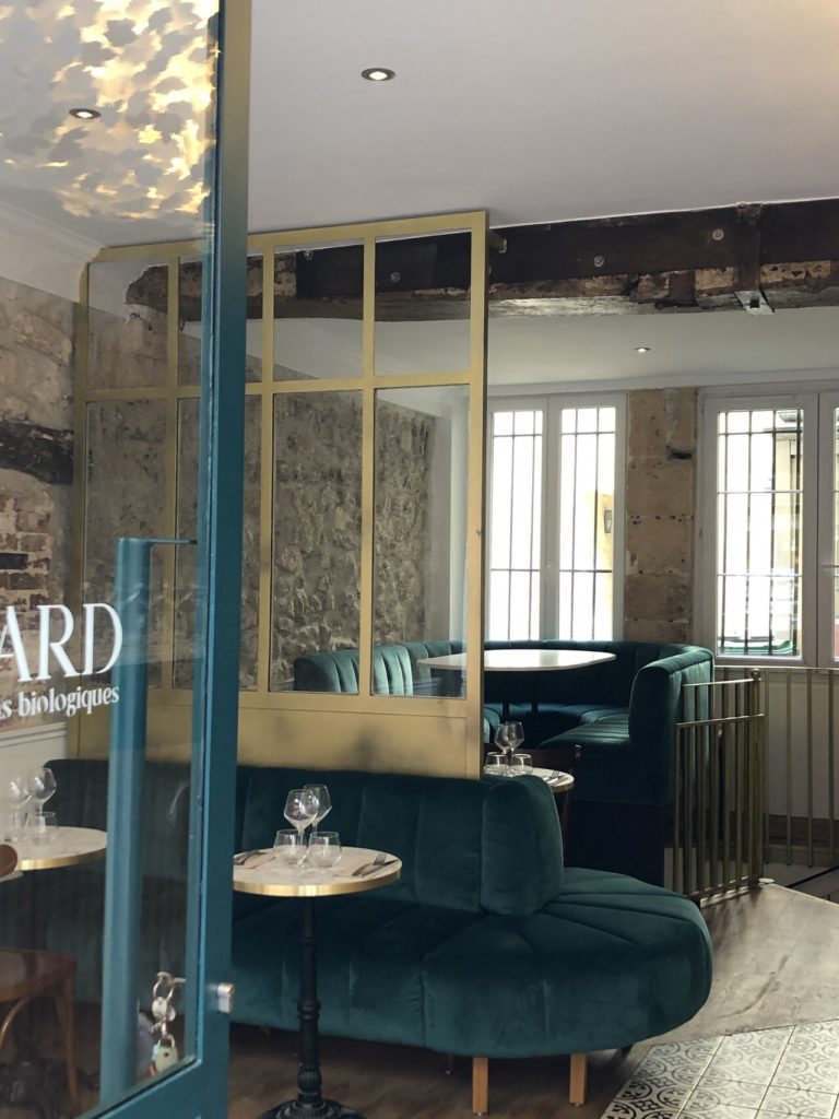 Agencement du restaurant-bar Bonnard Paris